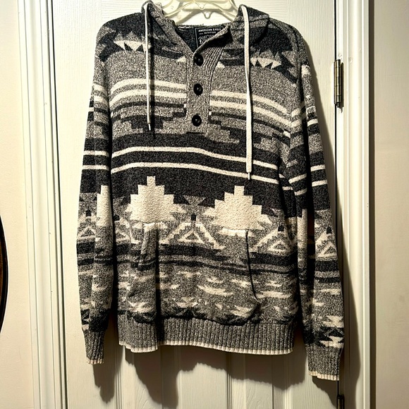 American Eagle Outfitters Tops - 🦅American Eagle Vintage Aztec Pull Over Hoodie Sweater Unisex